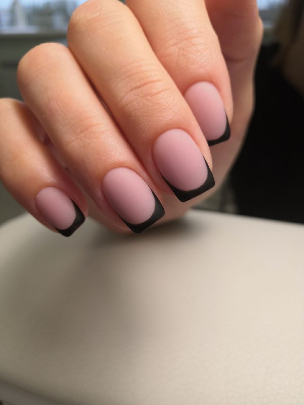 Маникюр с дизайном